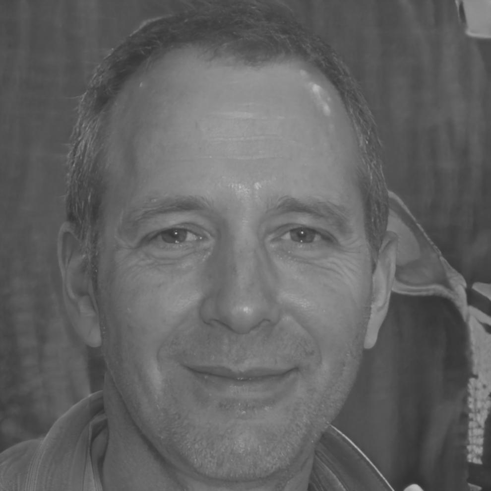Retrato de Adrián Montserrat